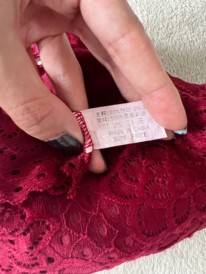Soutien-gorge rouge/bordeaux – taille XS/S - photo numéro 3