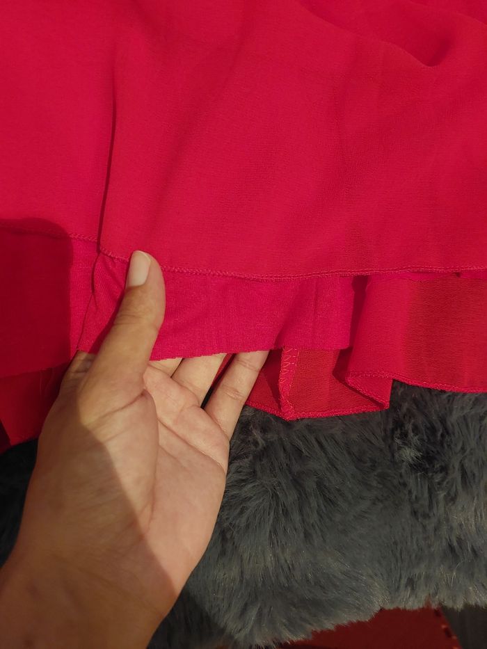 Robe rouge fluide - photo numéro 6