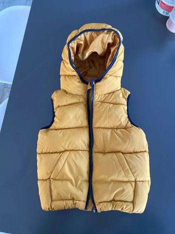 Doudoune Sans manches mango 3-4 ans comme neuf