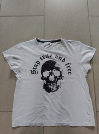 t-shirt manches courtes blanc avec tête de mort noire garçon XS (14 ans)