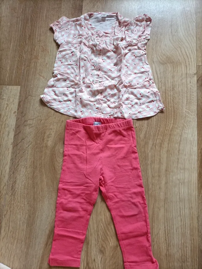 Ensemble chemisette manches courtes et legging 12 mois