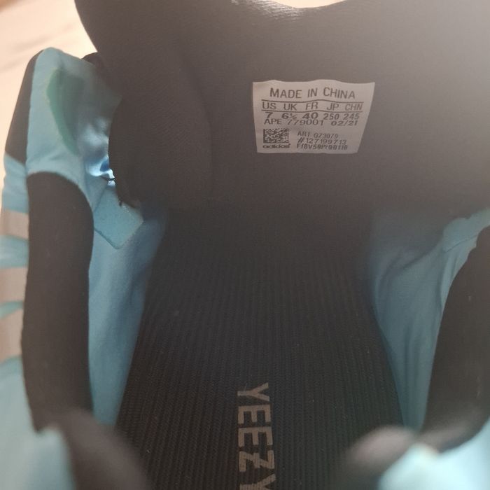 Adidas Yeezy 700 V3 Kyanite & Adidas Yeezy 500 High - photo numéro 3
