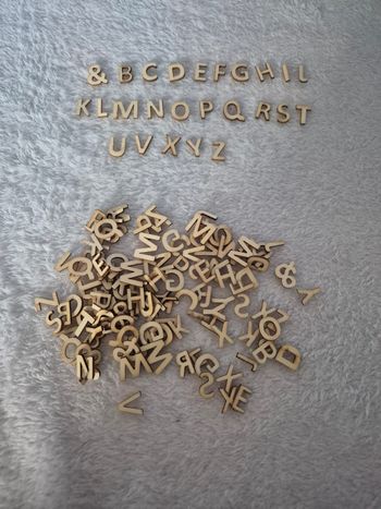 Mini lettres en bois - alphabet - Artemio - loisirs créatifs - en bois