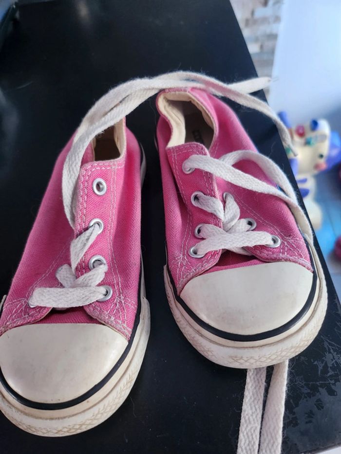 Converse rose