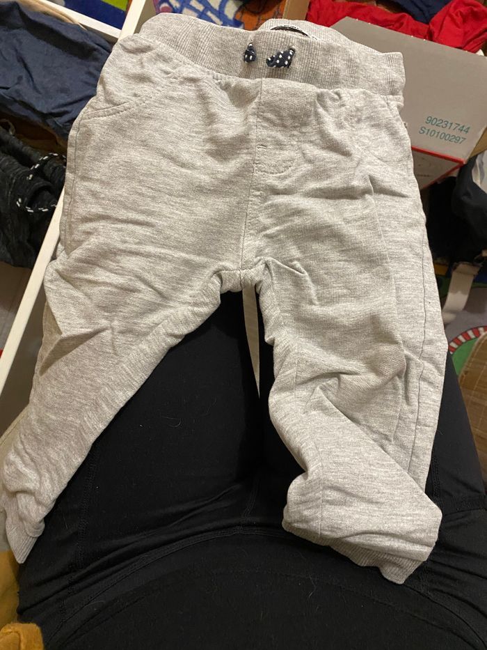Jeans /jogging - photo numéro 2