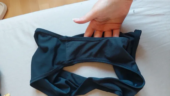 Maillot de bain/bikini noir liseré blanc – Shein – Taille L jamais porté - photo numéro 3