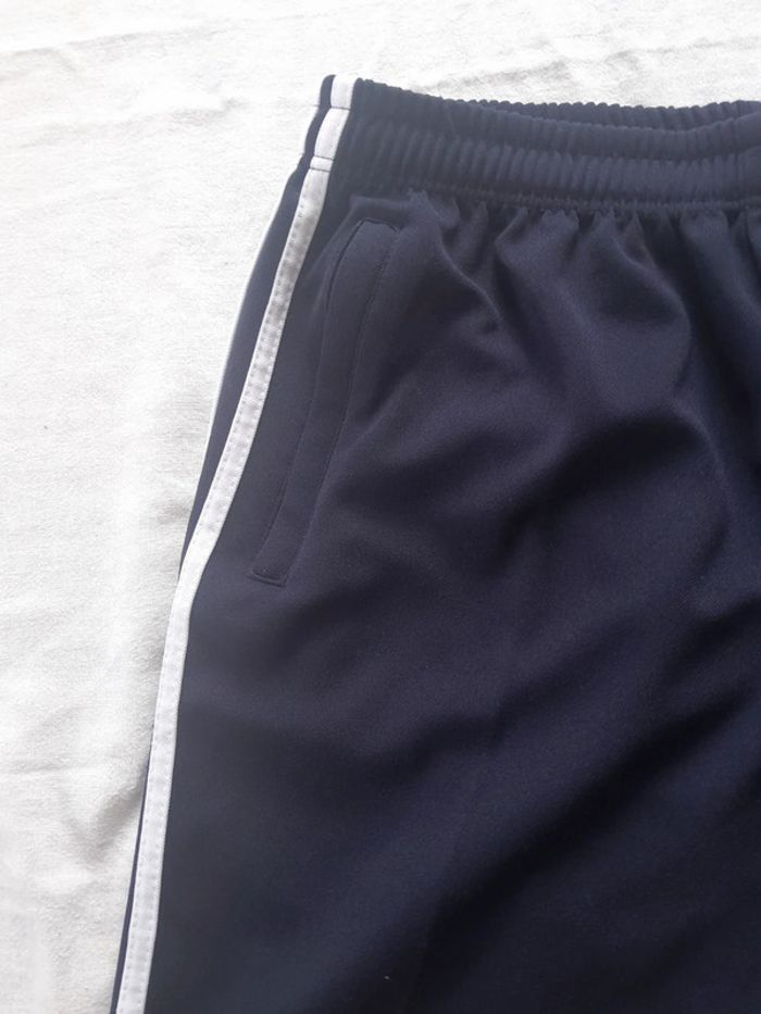 Short Yvi Club taille 38 - photo numéro 5