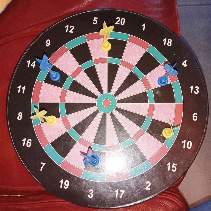 Cible avec fléchettes