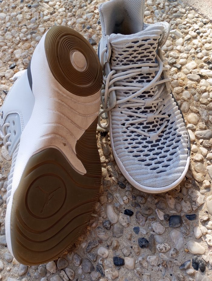 Chaussures de basket Jordan - photo numéro 2