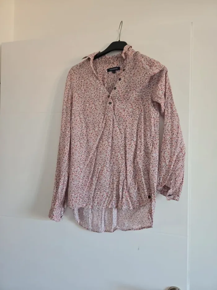 Chemisier fleuri taille xs