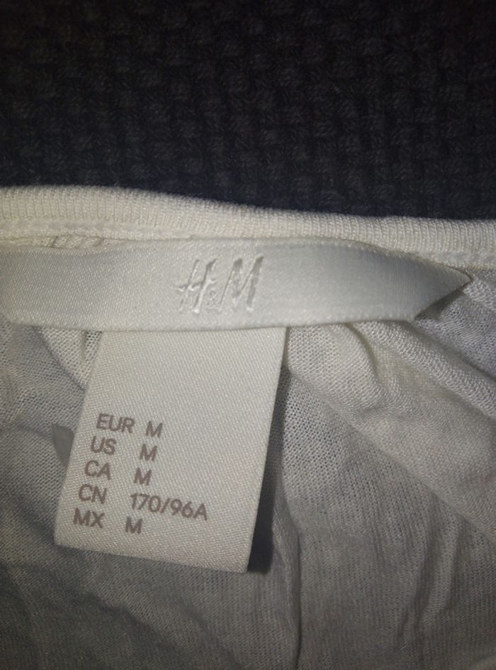 Tee shirt H&M - photo numéro 2