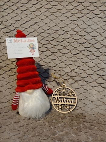 Boule de Noël personnalisée en bois