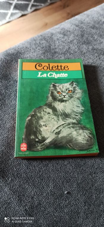 Livre la chatte colette