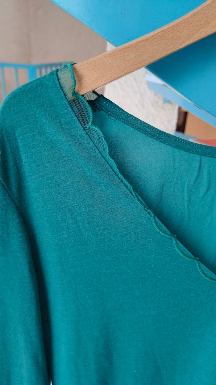 sweat only vert dos V bordure dentelle taille 36 NEUF - photo numéro 4