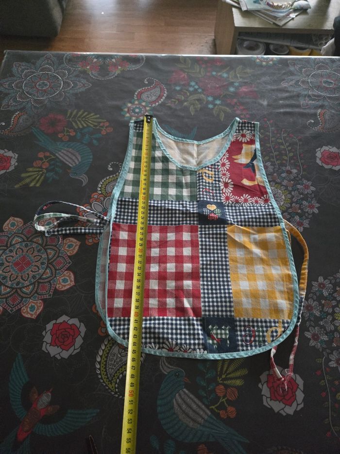 Petit tablier pour enfant neuf - photo numéro 3