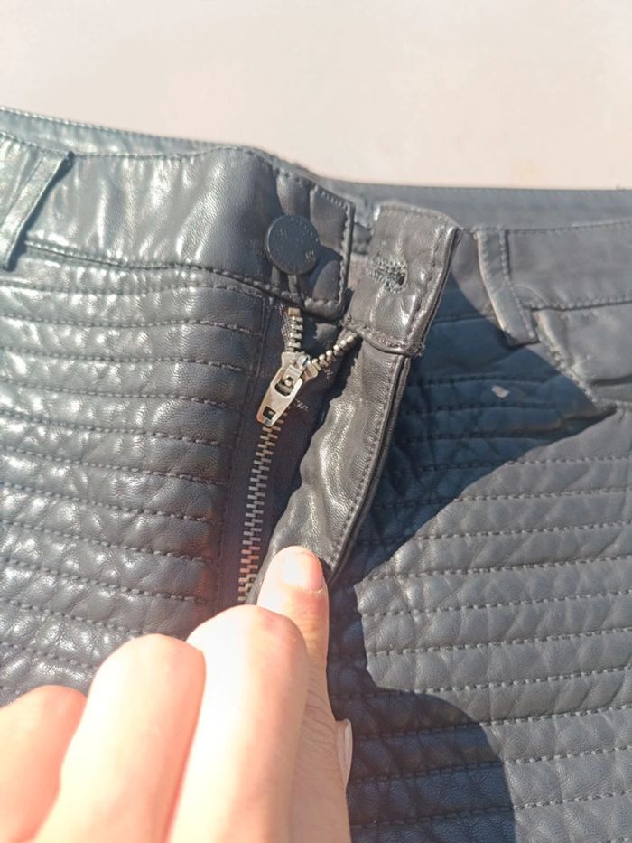 Short en cuir - photo numéro 3