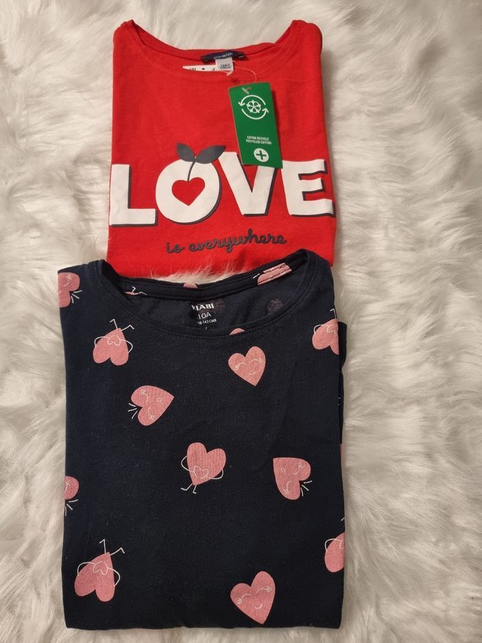 Neufs (non portés) 🩷⚘️Tee-shirts mc 10 ans fille ⚘️🩷 - photo numéro 2