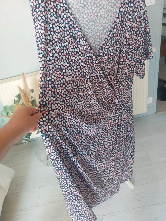 Robe fleurie cache coeur Genuine - photo numéro 5