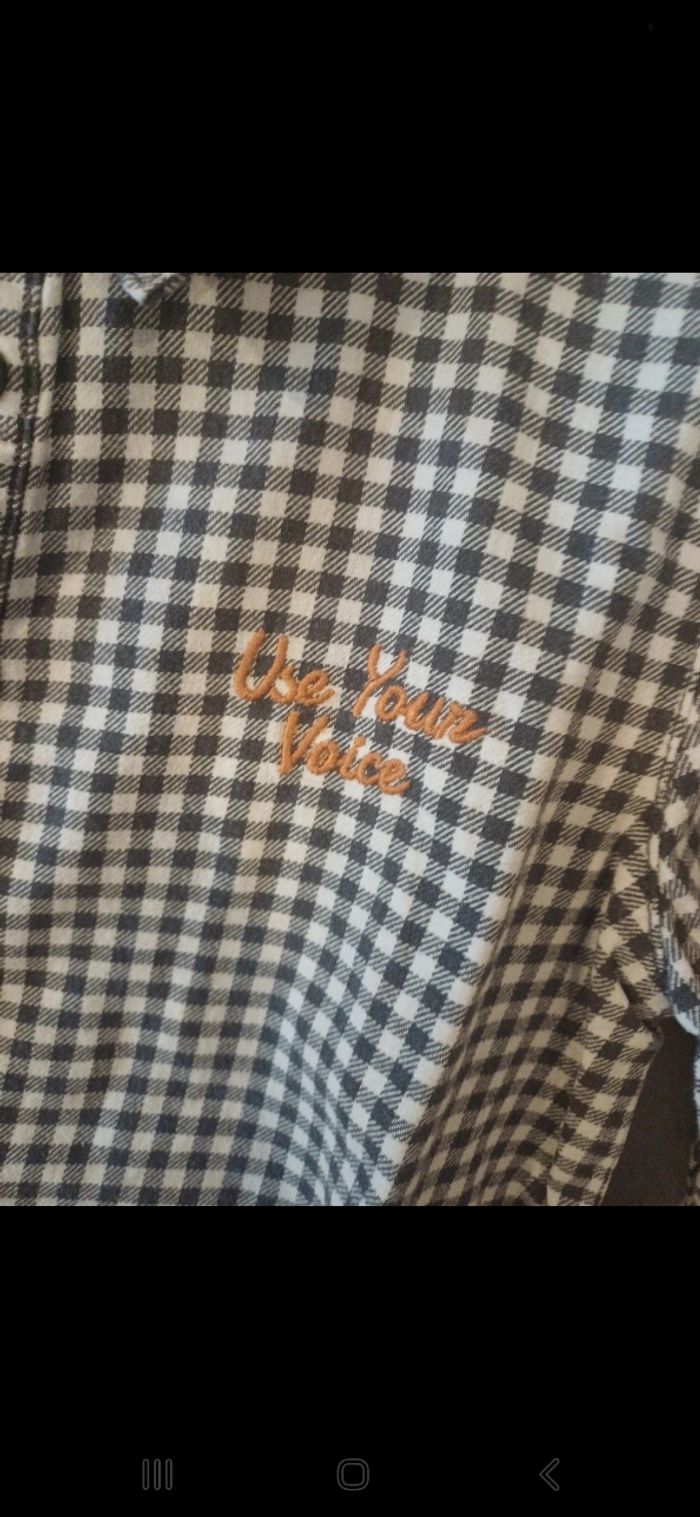 Chemise garçon taille 10 ans - photo numéro 2