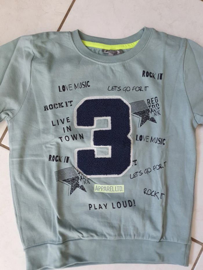 Sweat garçon 8 ans Neuf LC3 - photo numéro 3