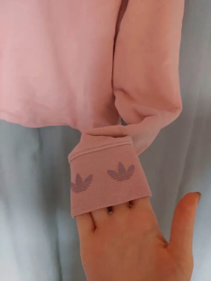 Pull à capuche rose Adidas – Taille 40 – Parfait état - photo numéro 2