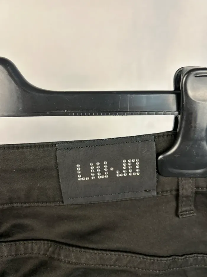 Jean skinny taille haute Noir LiuJo W24 L30 neuf - photo numéro 4