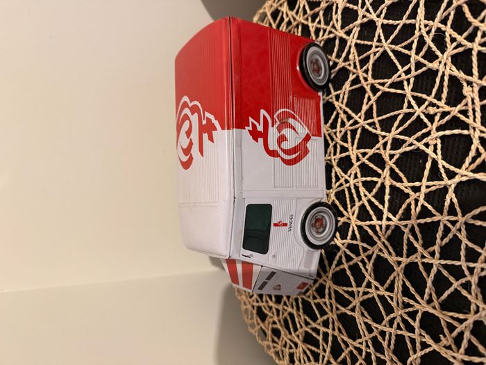 Boite En Metal A Biscuit Gâteau Vendée Camion Citroën Hy - photo numéro 2