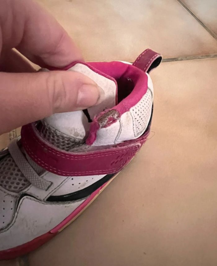 Air Jordan Nike taille 25 - photo numéro 3