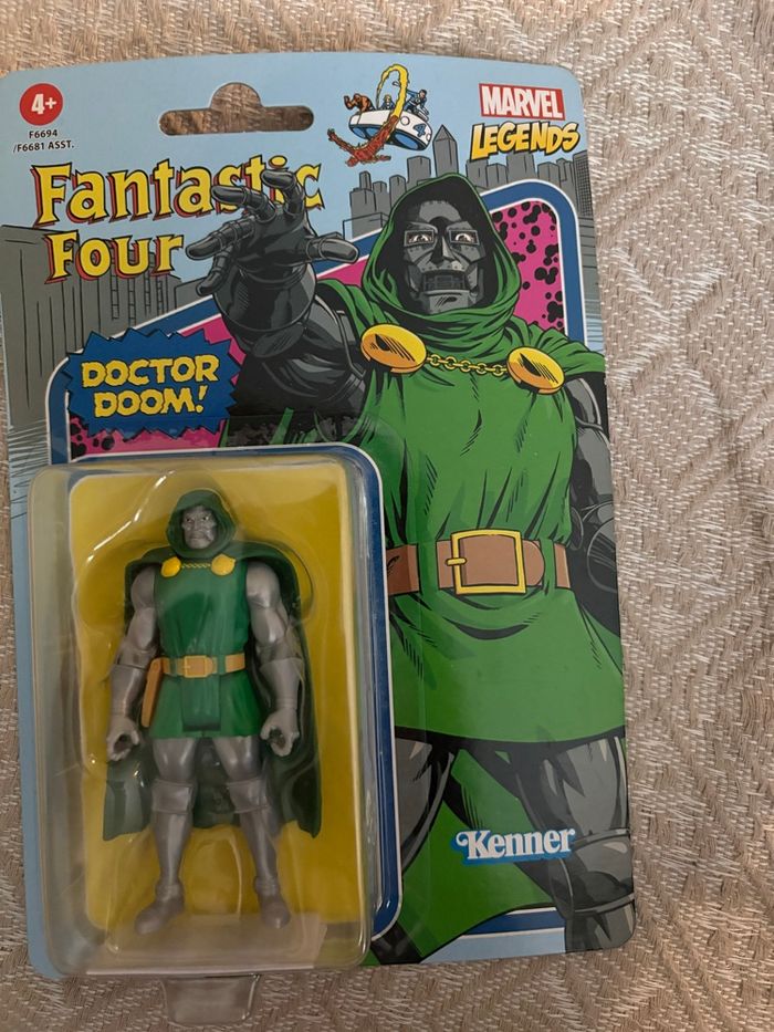 Docteur, Doom - photo numéro 2