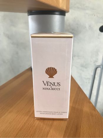 Nina Ricci Vénus crème corps