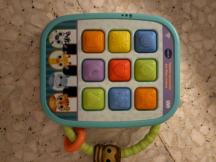 Tablette sensorielle, marque VTech.