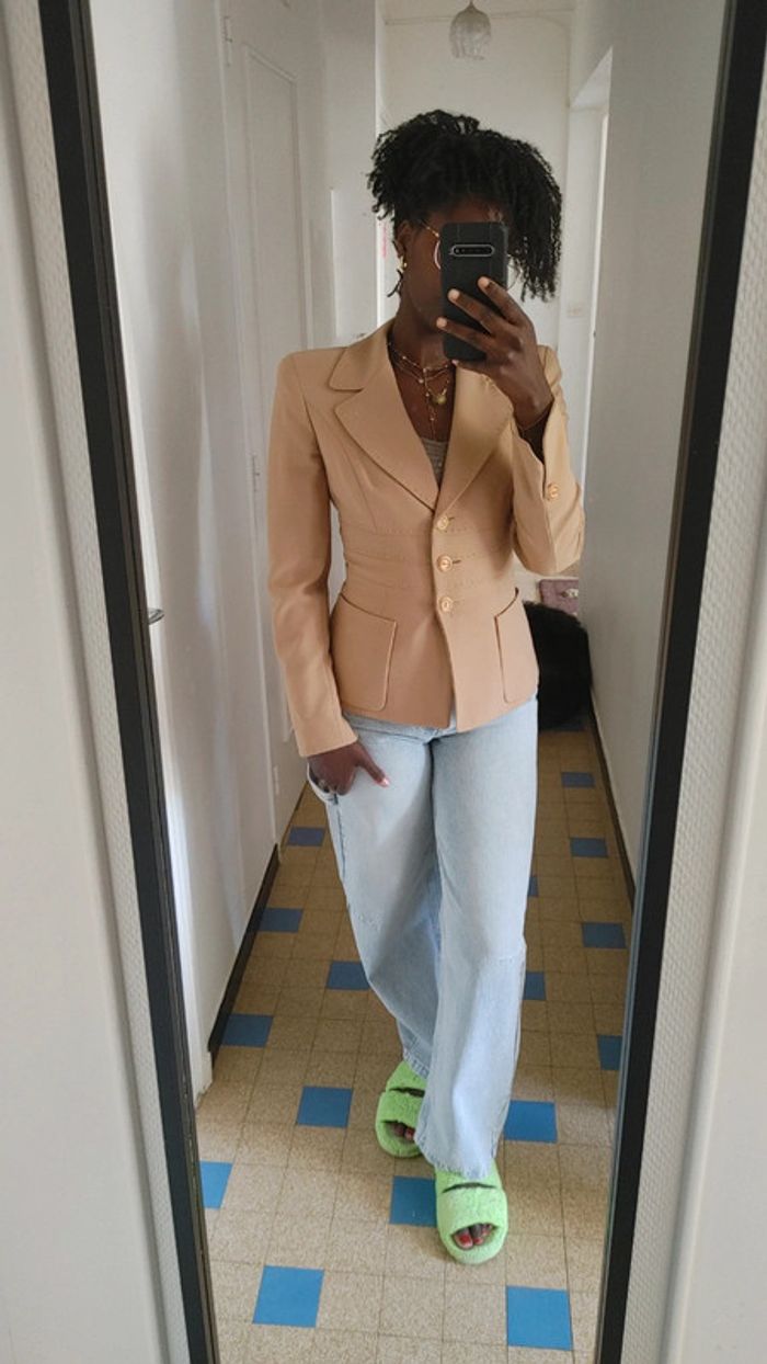 Magnifique Veste blazer cintrée en laine beige or épaules chic vintage - photo numéro 6