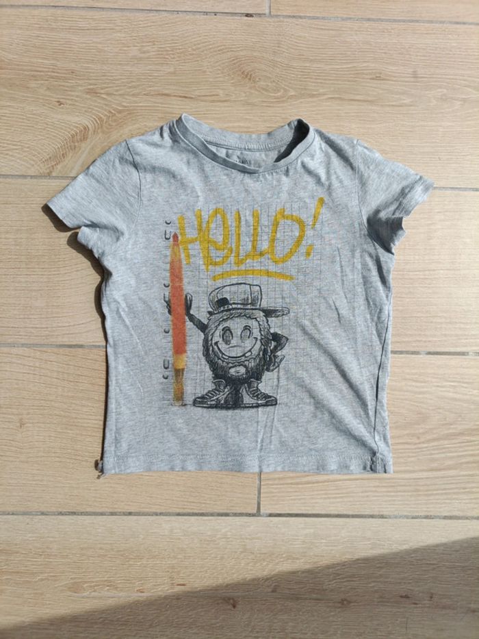 T-shirt