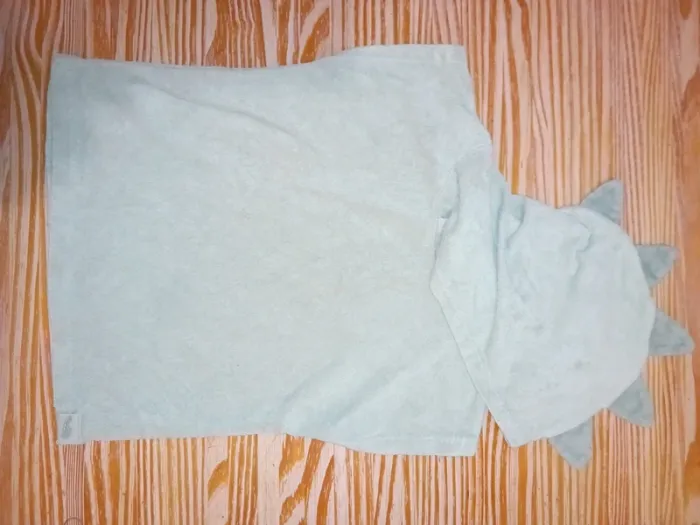 Lot de vêtements été salopettes, shorts, tee-shirt - photo numéro 9