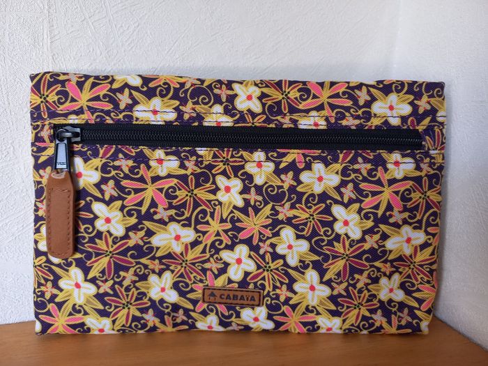 Pochette Cabaïa Michigan Avenue