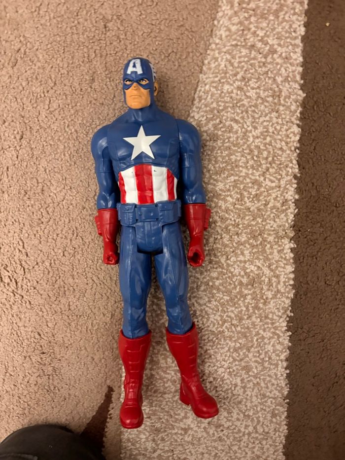Figurine Captain américain - photo numéro 3
