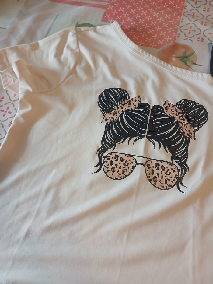 Tee-shirt 9 ans beige, noir et marron - photo numéro 2