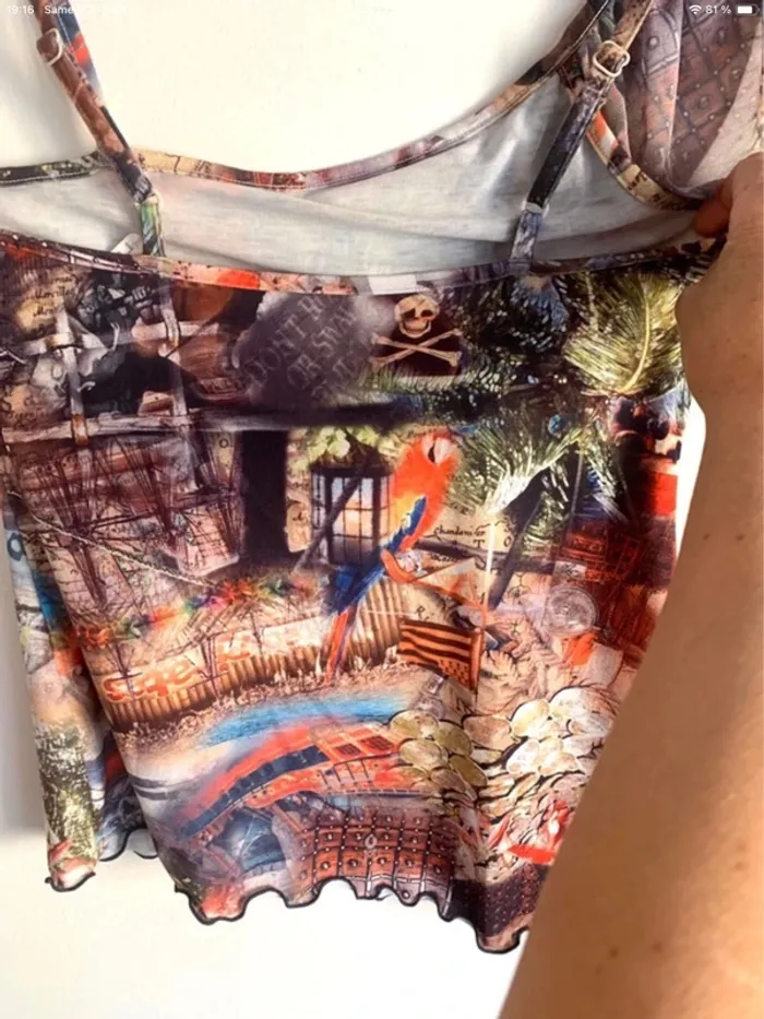 Haut asymétrique Charlott’lingerie à motifs pirates taille 36 neuf avec étiquettes - photo numéro 7