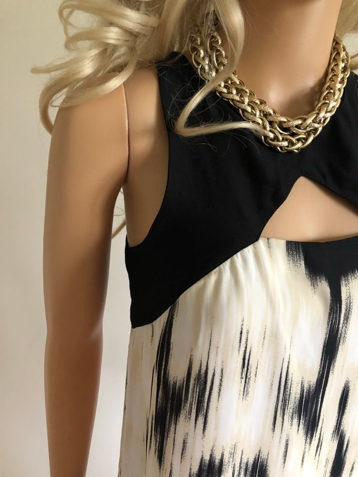 Robe noire et écrue sans manches Silence Noise taille XS jamais portée - photo numéro 4