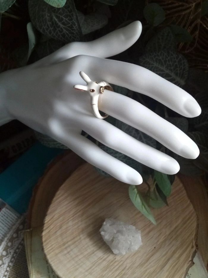 Bague émaillée lapin blanc - photo numéro 4