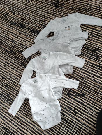 Lot de 4 bodies Kiabi