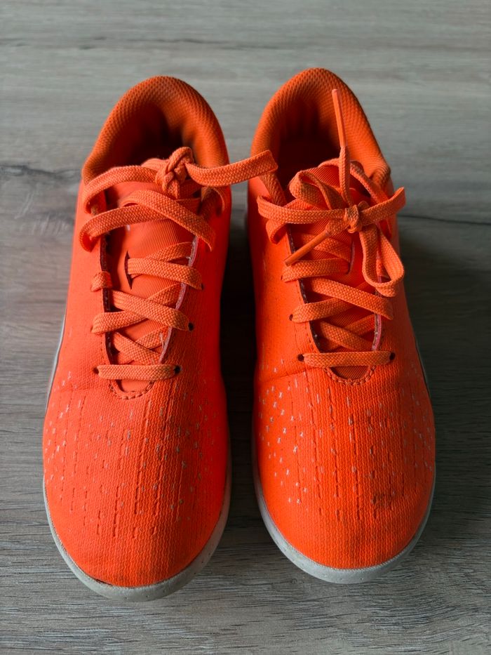 Stabiles baskets futsal foot Puma Ultra - photo numéro 3