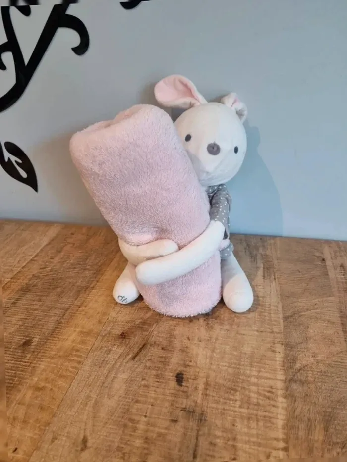 Doudou couverture lapin obaibi
