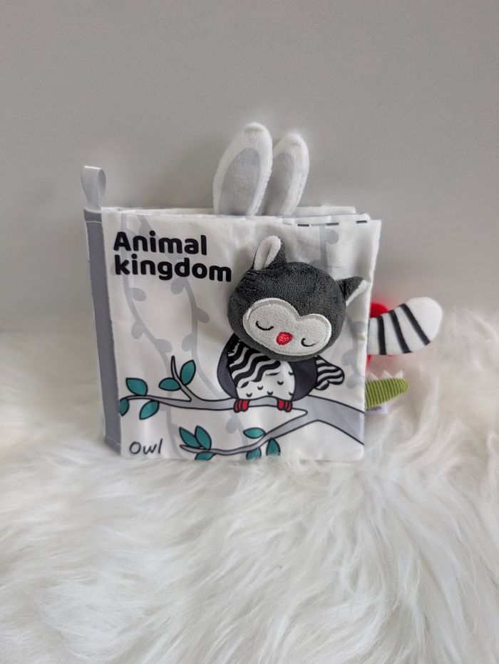 📚 Livre d’éveil bébé – Animal Kingdom- très bon état