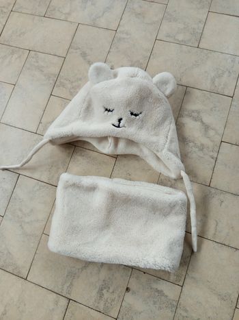 Bonnet cache cou