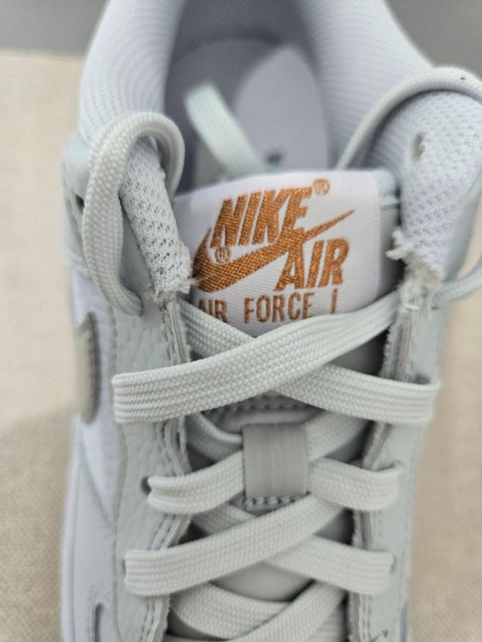 Nike air force 1 mixte femme fille garçon neuves blanc gris argenté - photo numéro 3