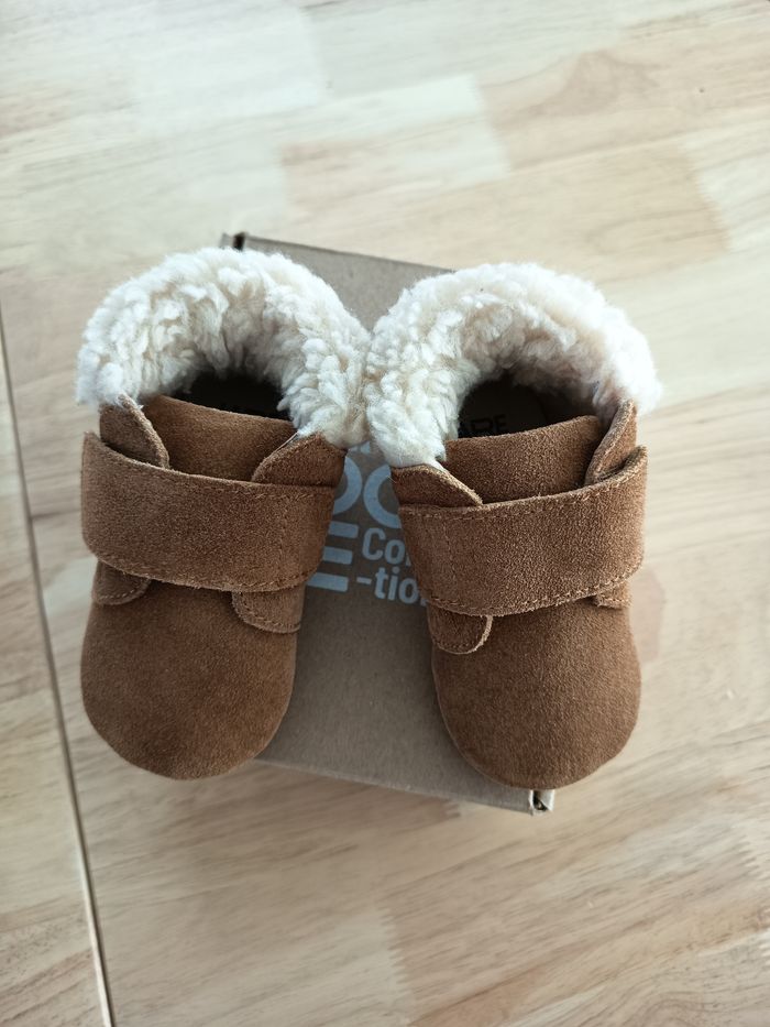 Chaussons en cuir suédois cherpa marron
