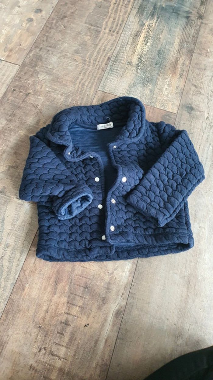 Veste eden & victor 12 mois en très bon état