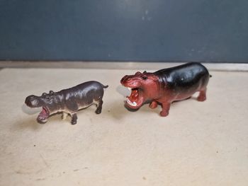 Figurines hippopotames