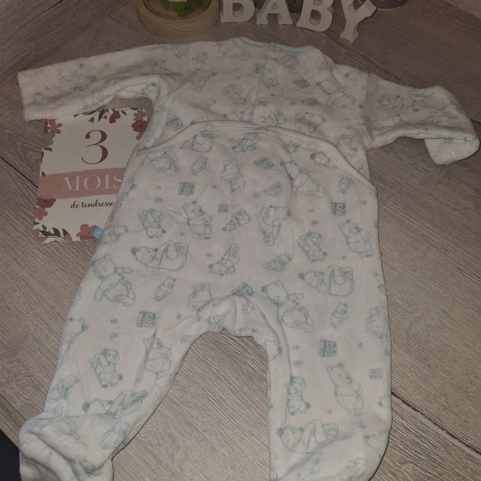 Pyjama & moufles winnie taille 1-3 mois disney - photo numéro 5